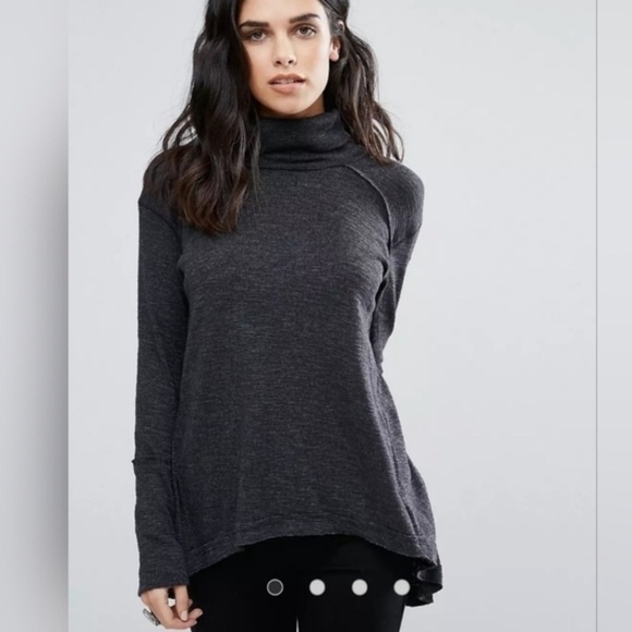 Free People We The Free Turtleneck Longsleeve Sweater Open Back Size XS - Picture 1 of 8